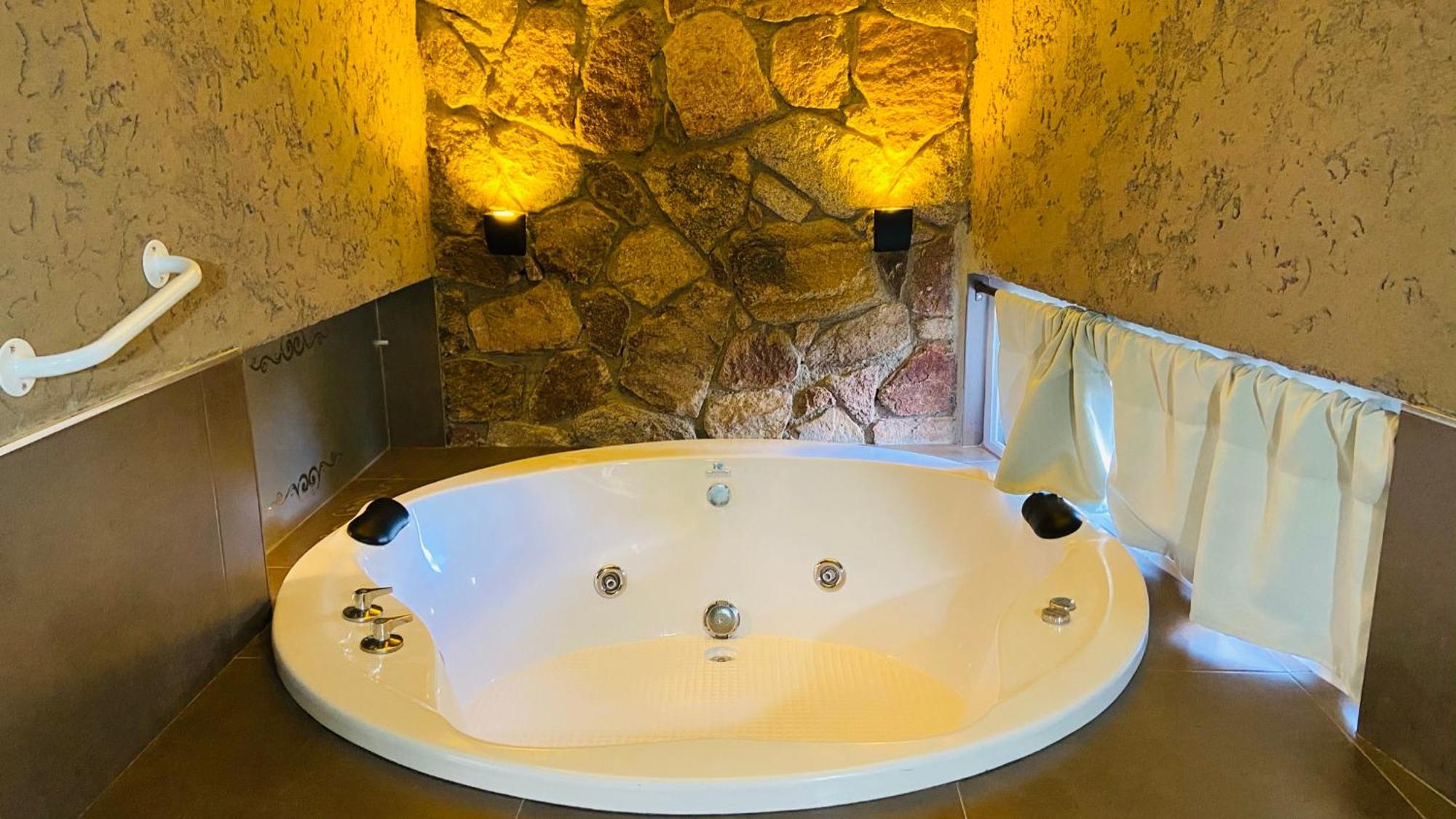 سان خافيير Pueblo Santo, Cabanas & Suites المظهر الخارجي الصورة